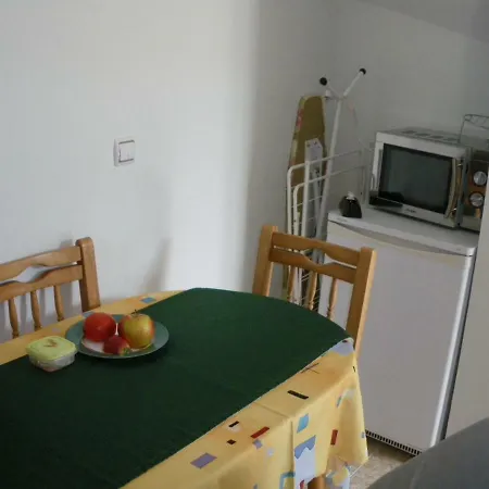 House Rezvaya I