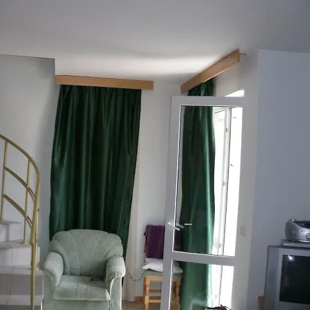 House Rezvaya I